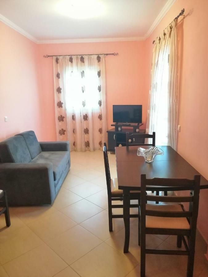 Helen'S House Apartment Ksamil Bagian luar foto