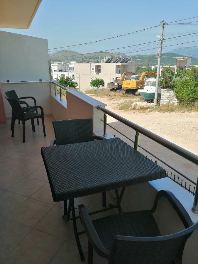 Helen'S House Apartment Ksamil Bagian luar foto