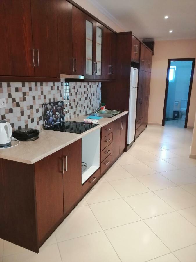 Helen'S House Apartment Ksamil Bagian luar foto