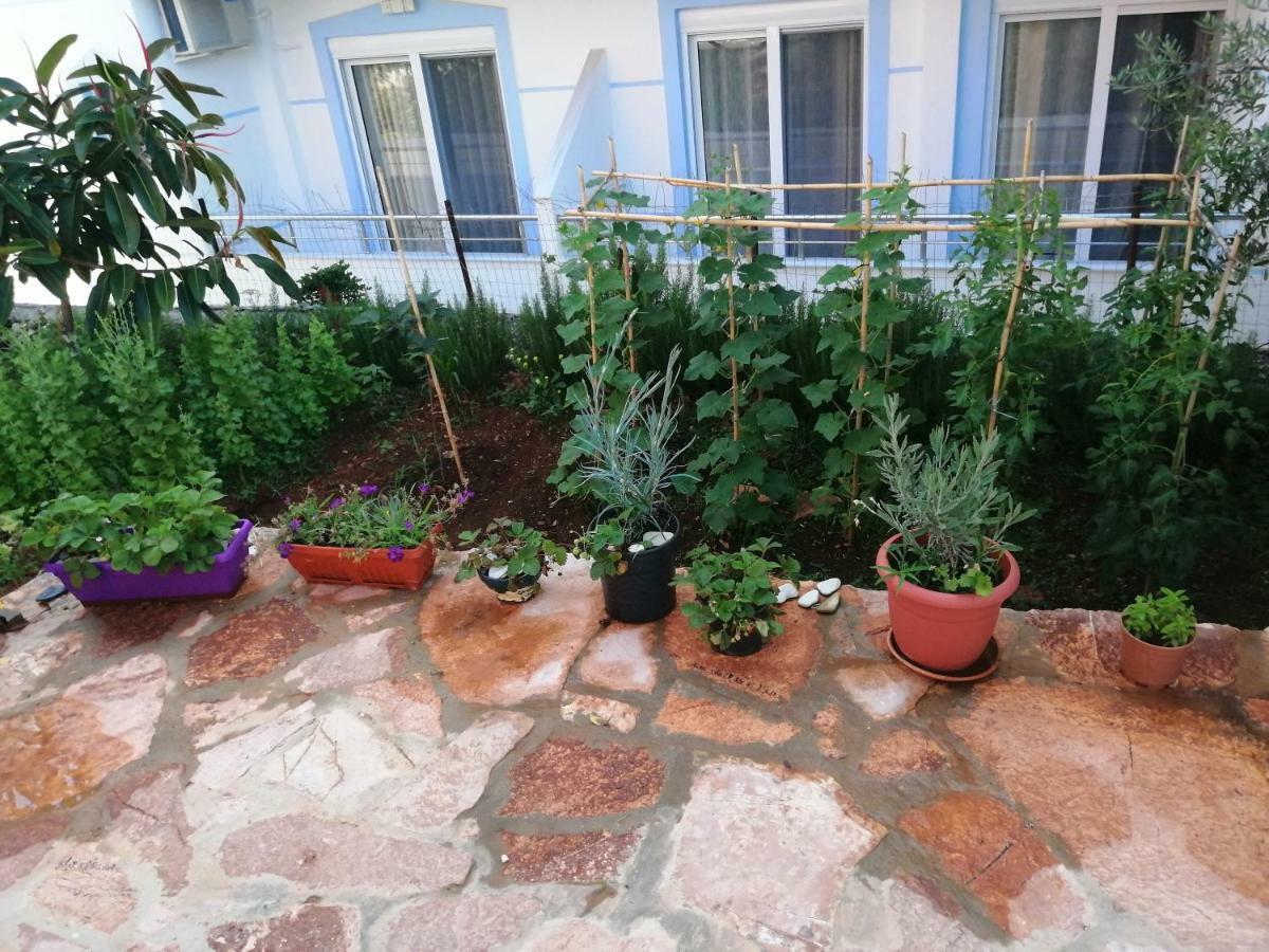 Helen'S House Apartment Ksamil Bagian luar foto