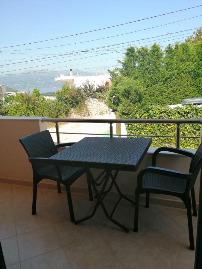 Helen'S House Apartment Ksamil Bagian luar foto