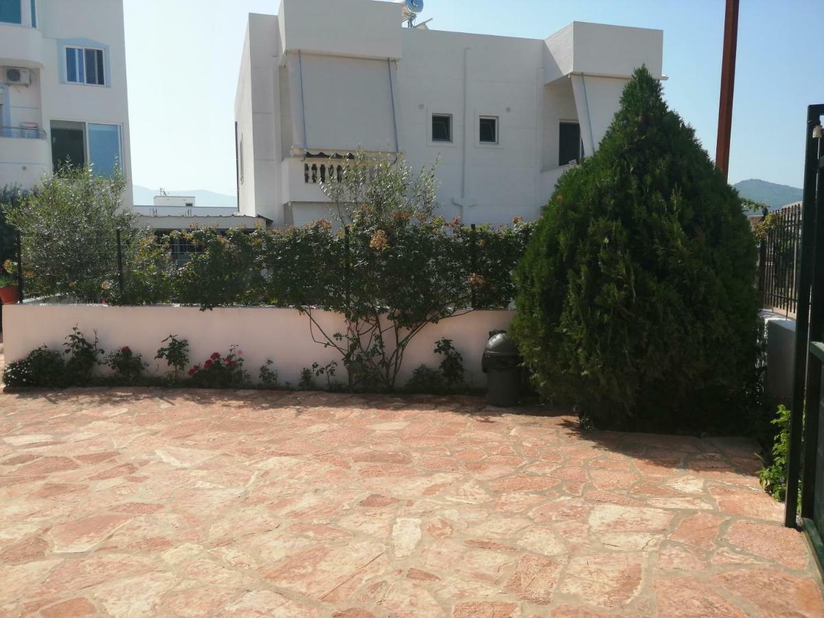 Helen'S House Apartment Ksamil Bagian luar foto