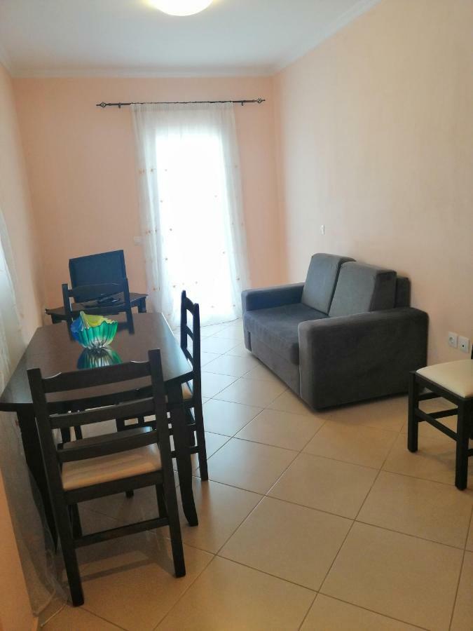 Helen'S House Apartment Ksamil Bagian luar foto