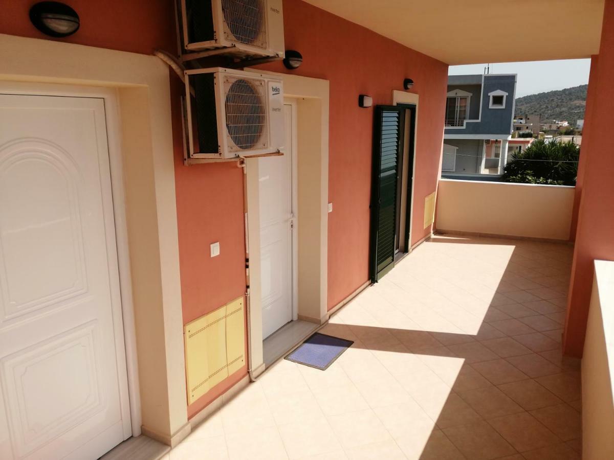 Helen'S House Apartment Ksamil Bagian luar foto