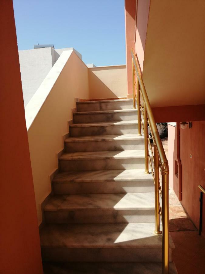 Helen'S House Apartment Ksamil Bagian luar foto