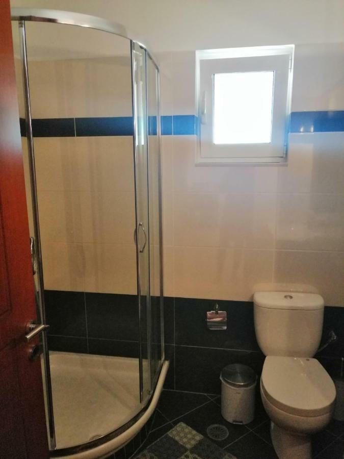 Helen'S House Apartment Ksamil Bagian luar foto