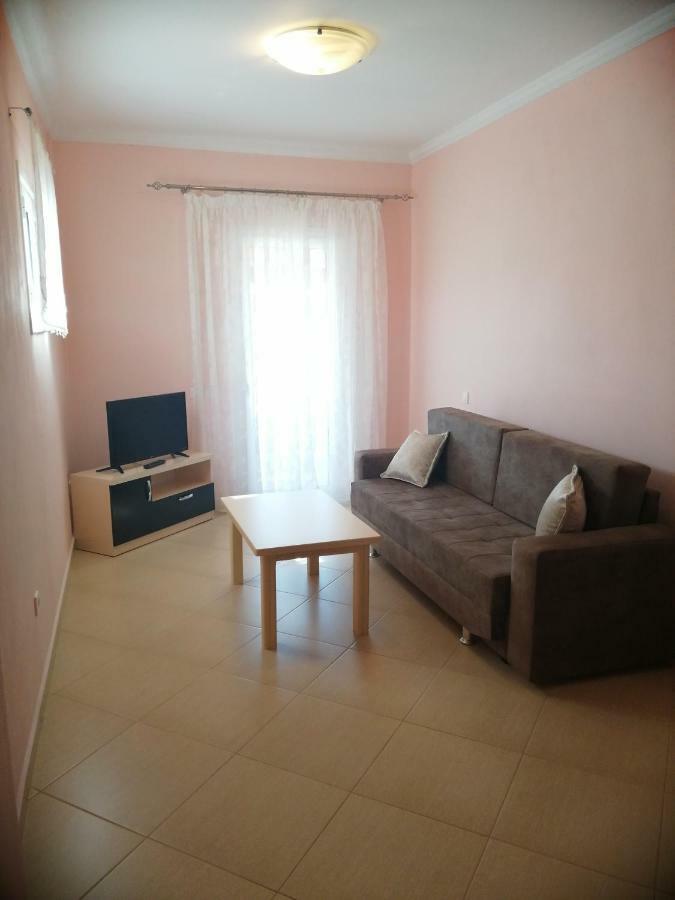 Helen'S House Apartment Ksamil Bagian luar foto