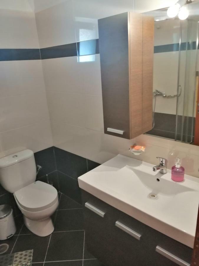Helen'S House Apartment Ksamil Bagian luar foto